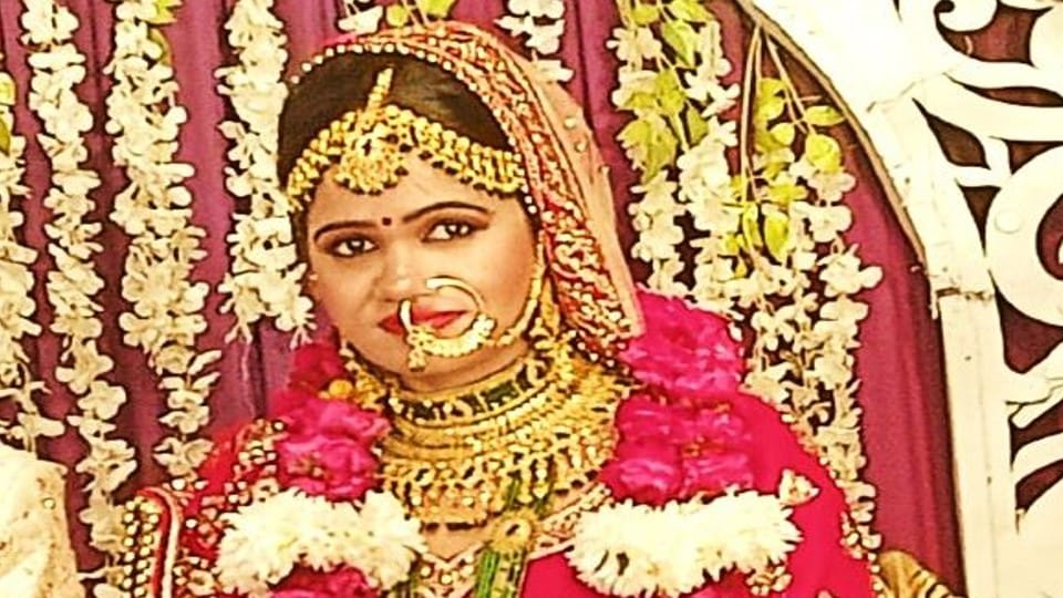 police filed charge sheet against three accused of preeti murder case in agra