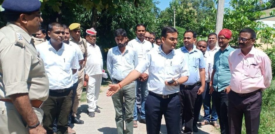 Day salary of doctor found absent withheld