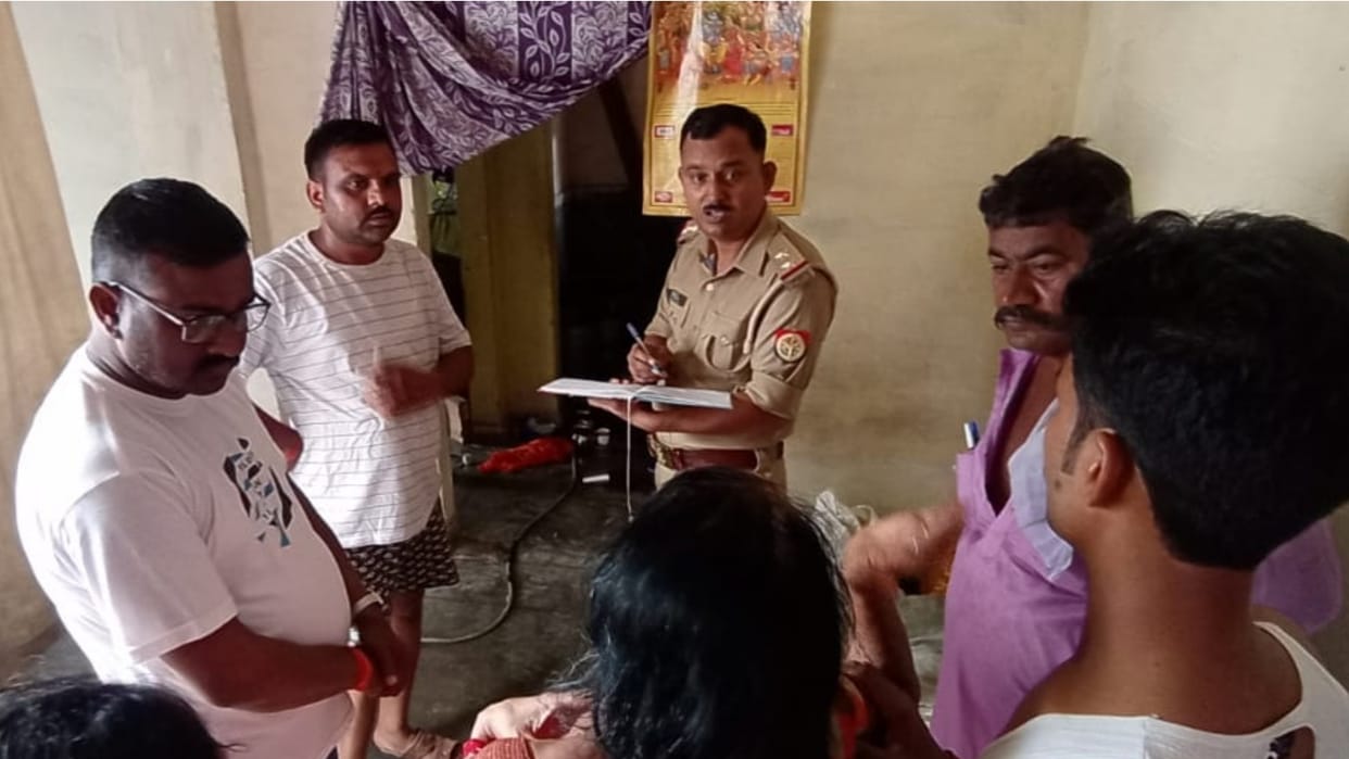 A VHP activist died in doubtful condition in Sitapur.