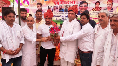 Grand welcome to wrestler Naveen Malik, who won gold medal in Commonwealth Games