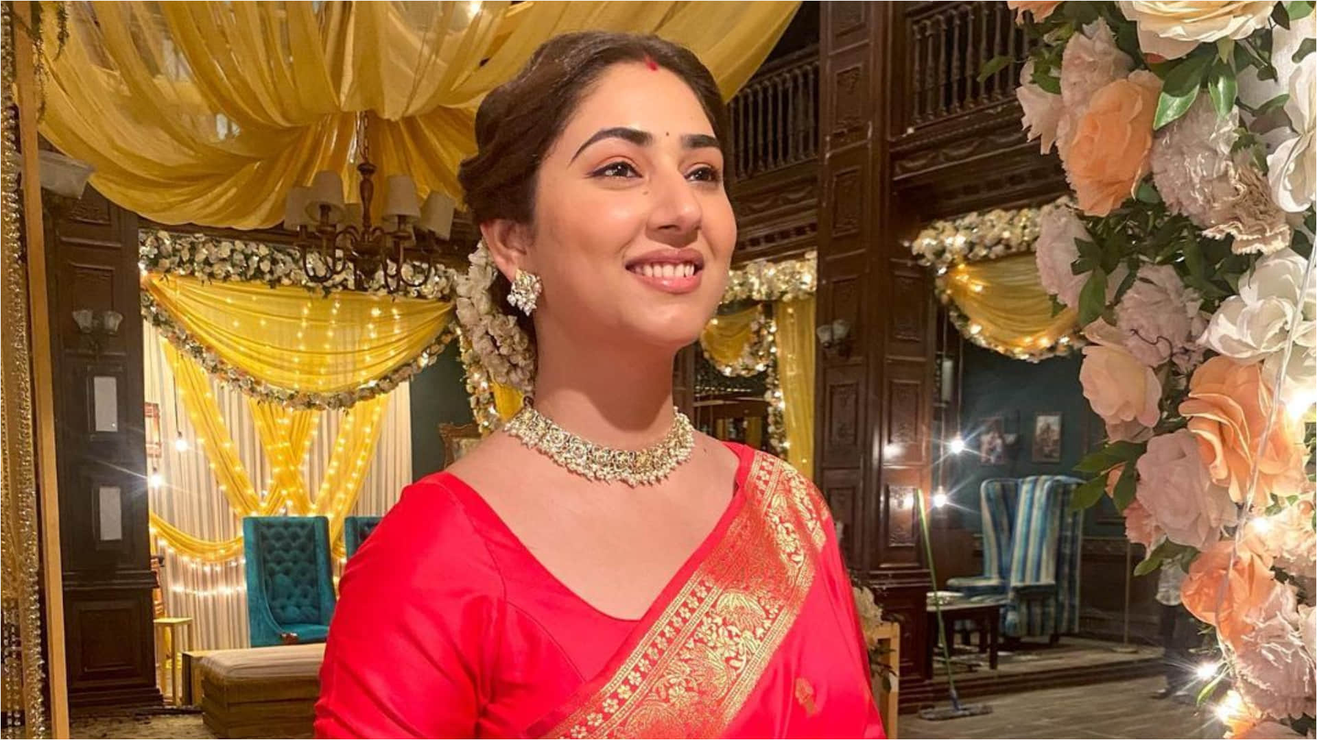 disha parmar simply gorgeous in red silk saree look festive ready husband rahul vaidya comments