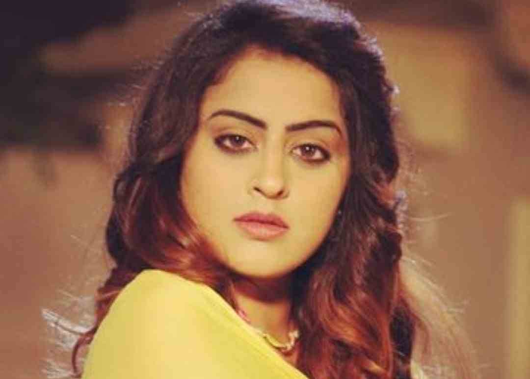 Bhojpuri Actress Yamini Singh Dance Video on  Sonam Kapoor Bahara Song goes Viral on Social media