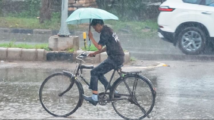 Weather Update: हिमाचल, उत्तराखंड और यूपी समेत सात राज्यों में भारी बारिश की चेतावनी; ऑरेंज अलर्ट जारी