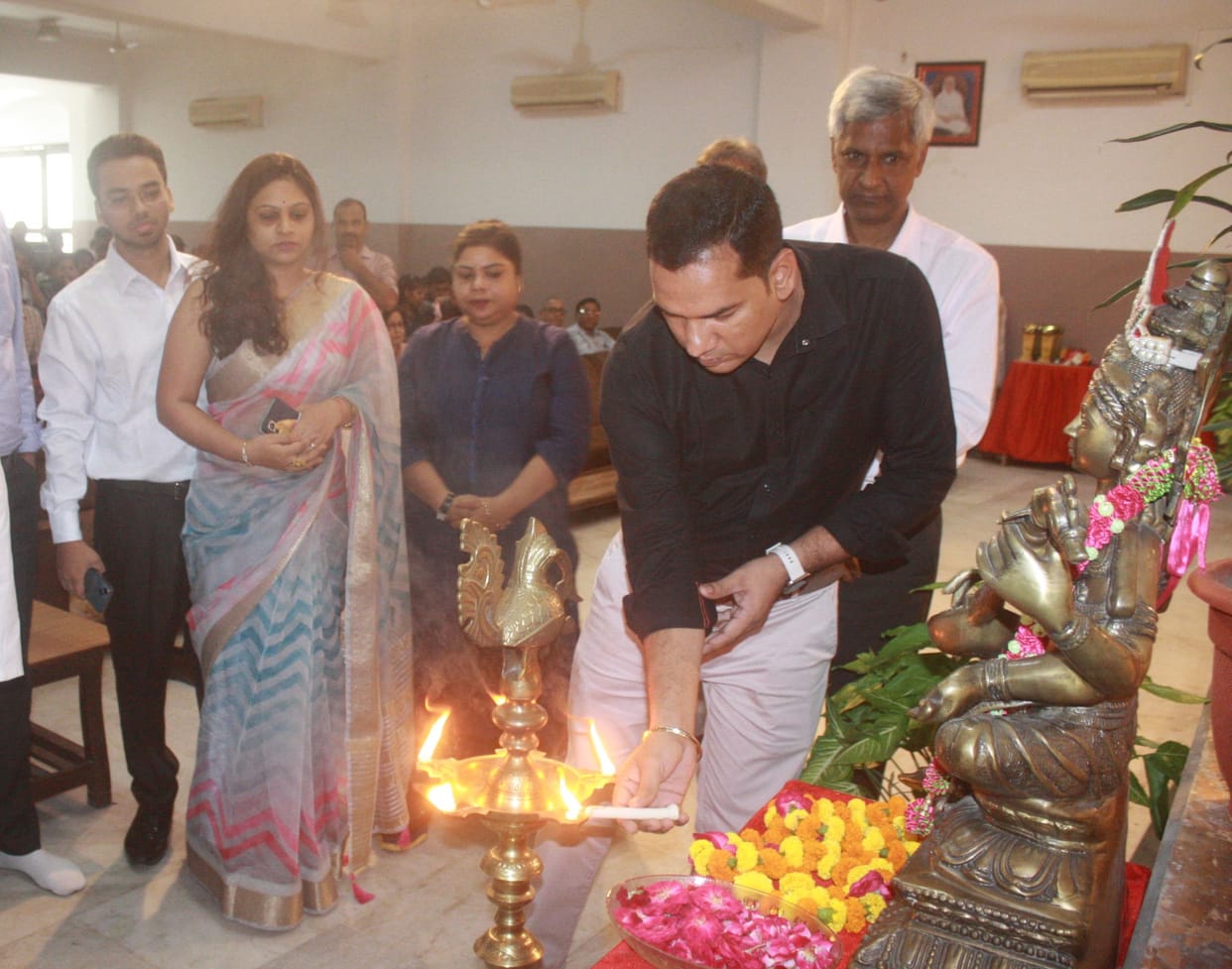 29 teachers got respect, said - mother salute to you