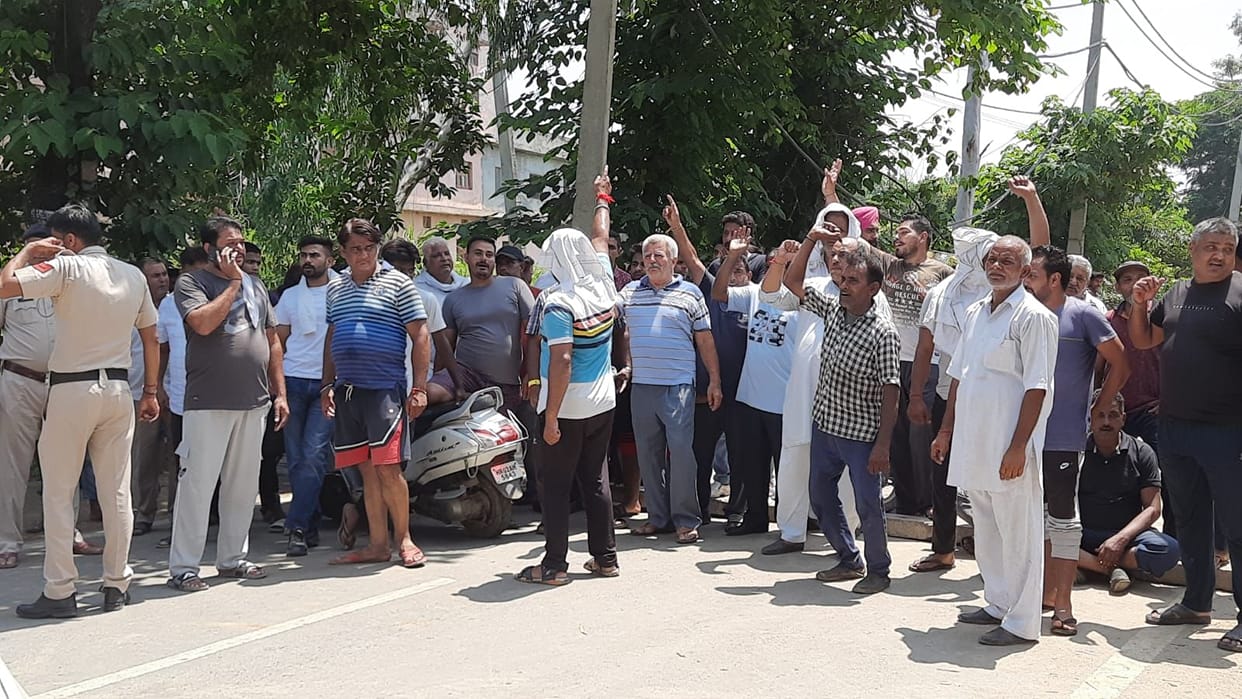 Challans received instead of permanent solution for evacuation, road jam kept for four hours