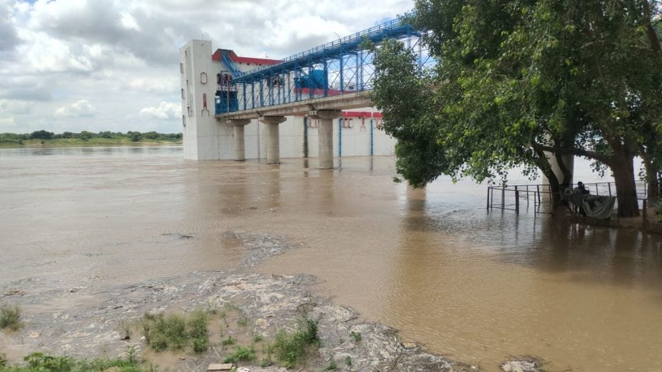 Flood Alert amid rising water level of the Chambal river in Agra District