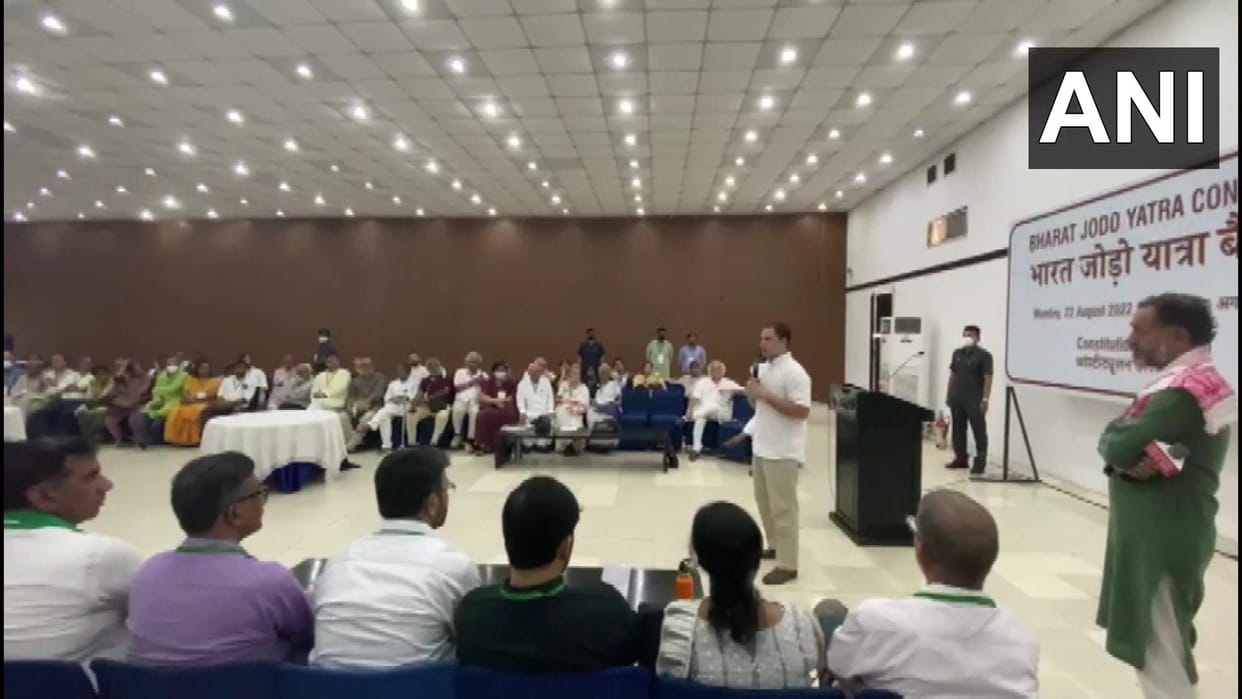Congress Leader Rahul Gandhi at Constitution Club in Delhi meets Civil Society Leader for Bharat Jodo Yatra ne