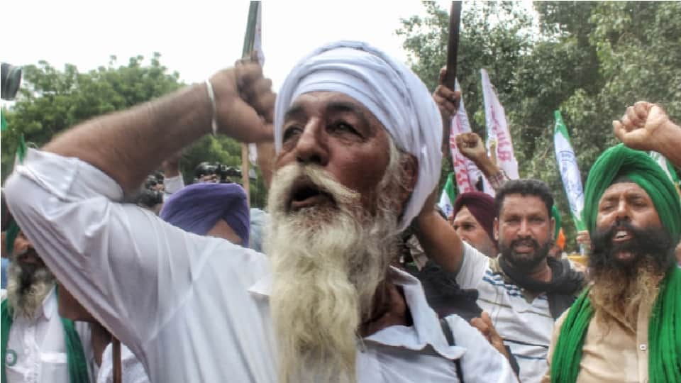 Farmers Mahapanchayat thousands of people reached Jantar Mantar