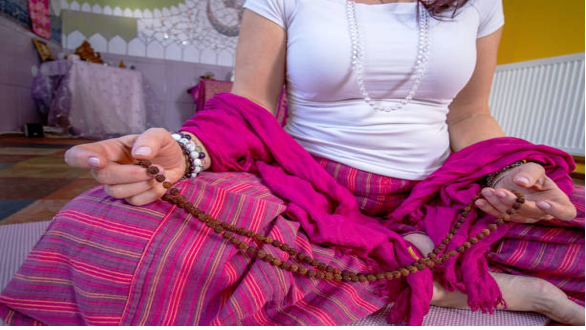 Why asana is used in worship Know Its Importance According to Jyotish Shastra