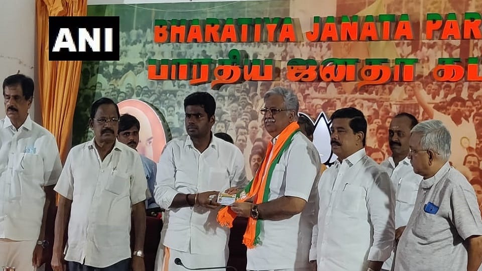 Arjuna Moorthy, a close aide of actor Rajinikanth, joins BJP at the state party headquarters in Kamalayam