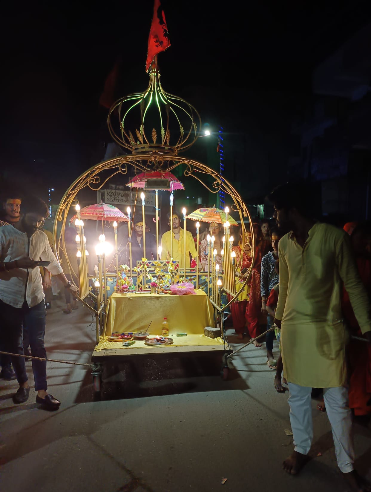 shobha yatra reveals of shri krishna idols