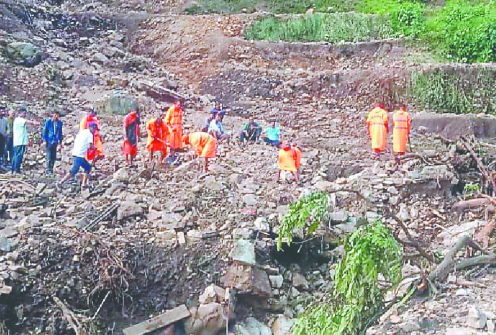 Cloud burst in Tehri: Search operation continues to find Five people buried under debris