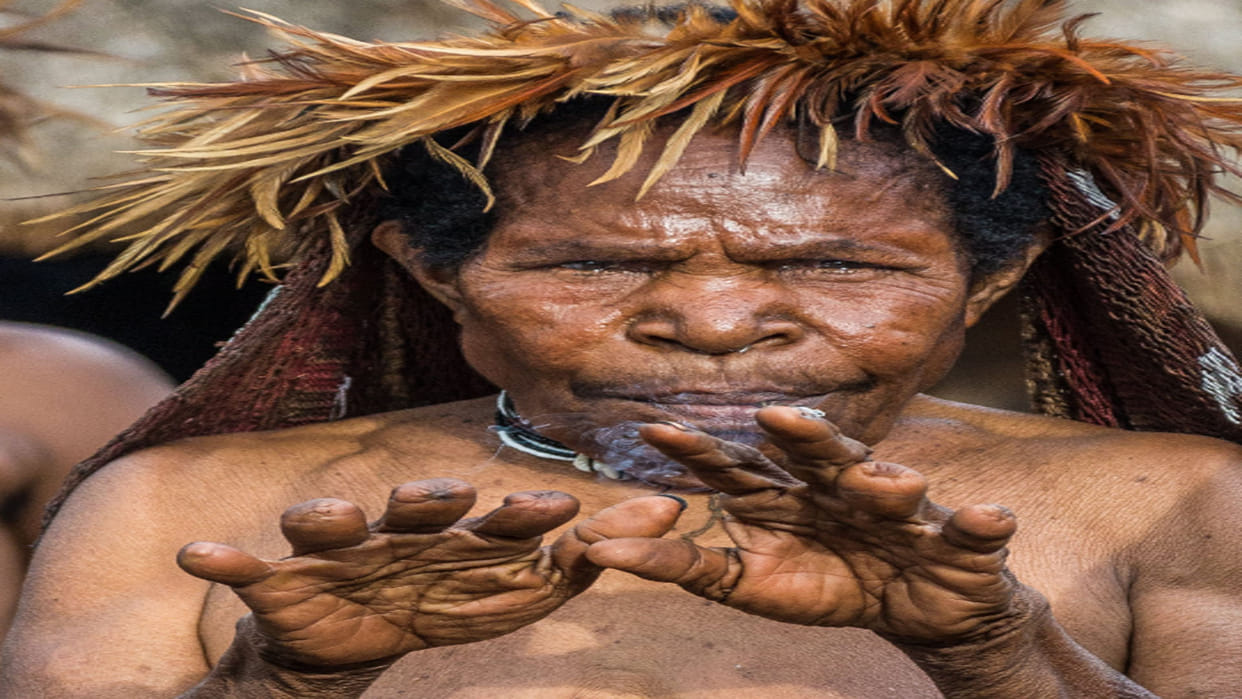 Weird Traditions indonesia cut their Woman fingers when someone death in family google trends