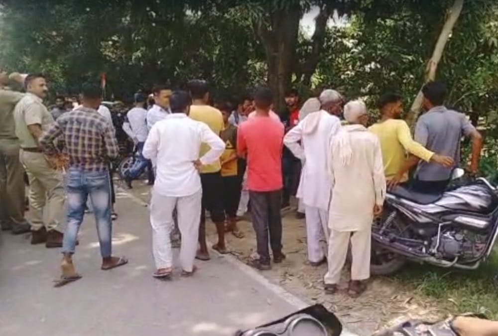 Woman was making marriage pressure accused stayed with his mother and daughter at night in gurudwara