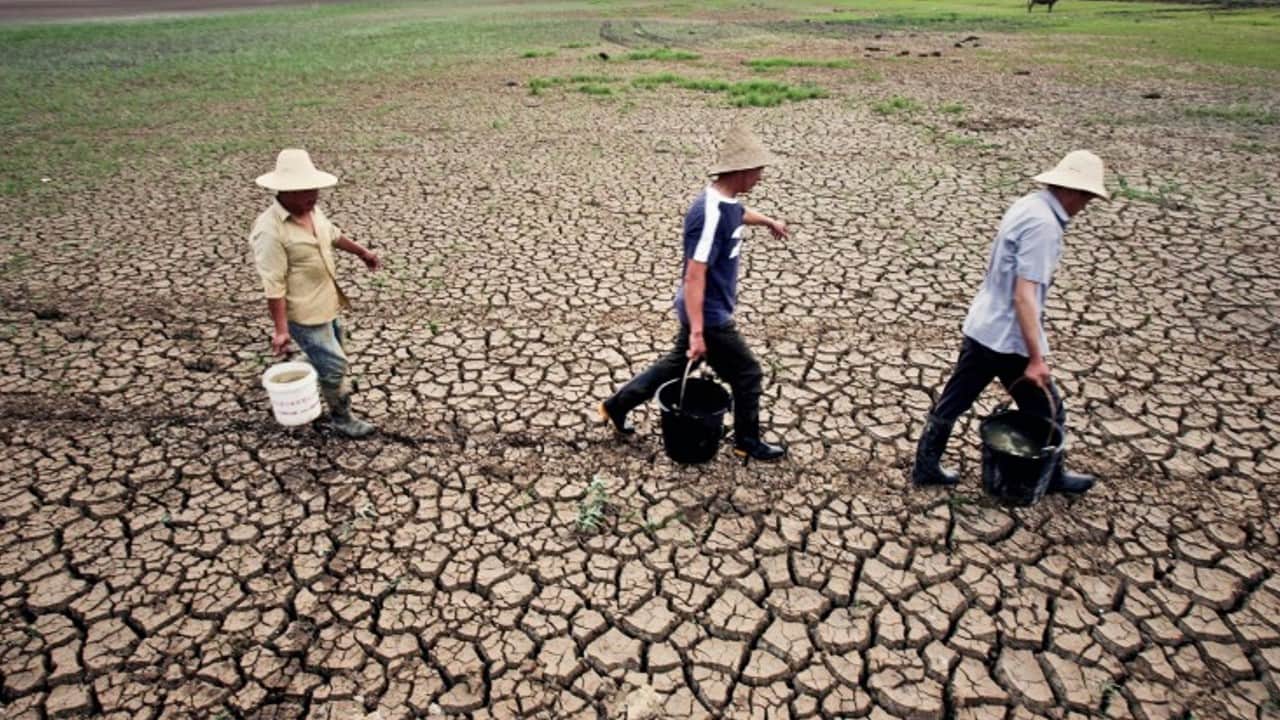 China Drought: Outcry in China, the biggest river dried up, people craving for drinking water, malls closed