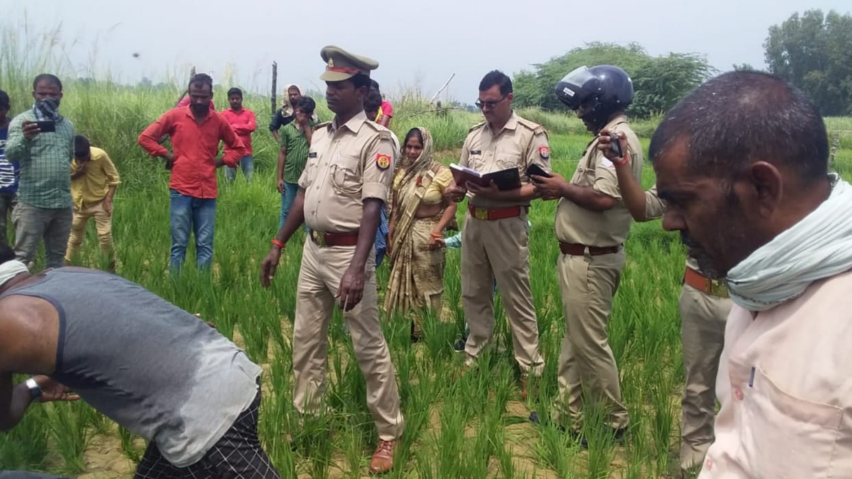 A teeenaged boy found dead in dhanepur Gonda.