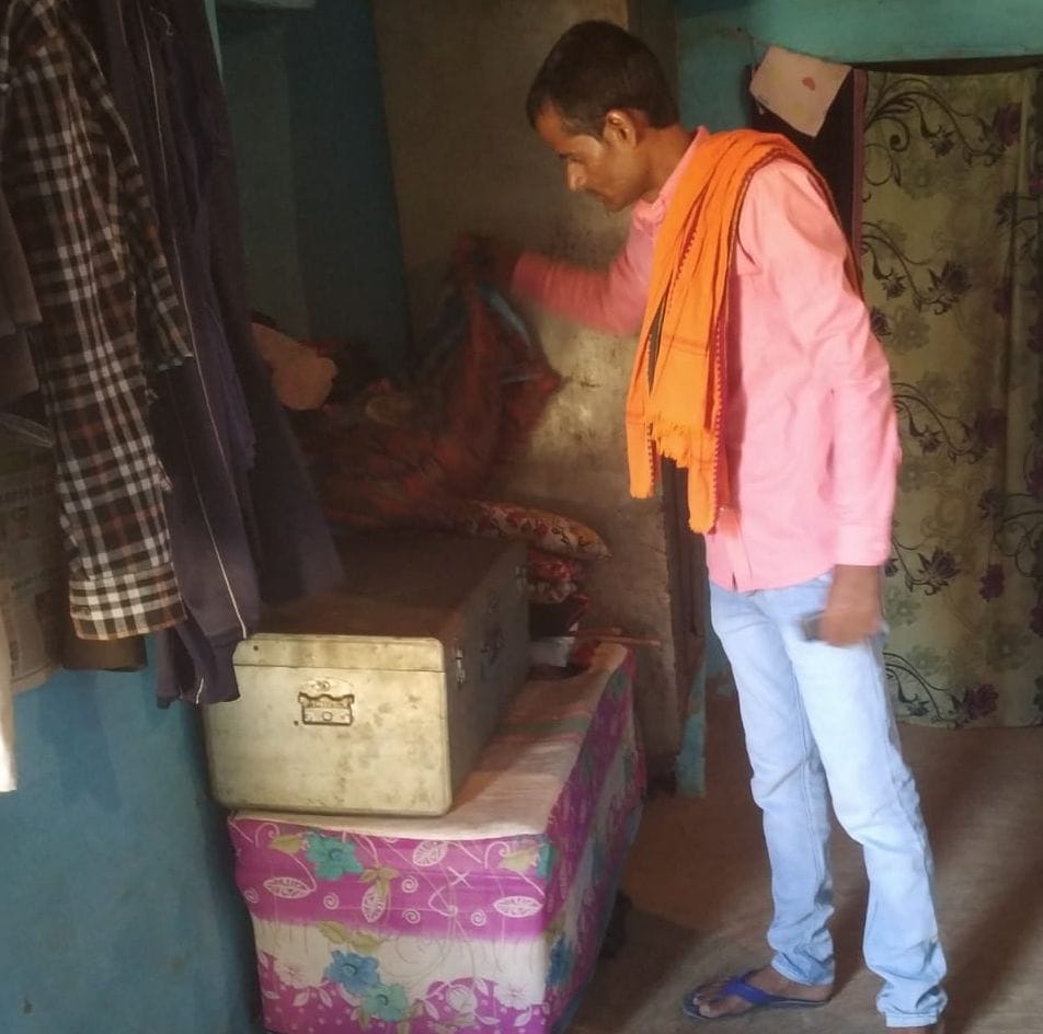 Hardoi, Theft in two houses of Dalel Nagar