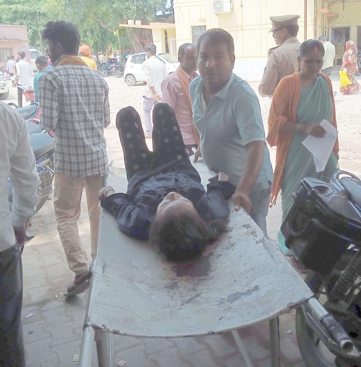 hospital,gonda,Problem