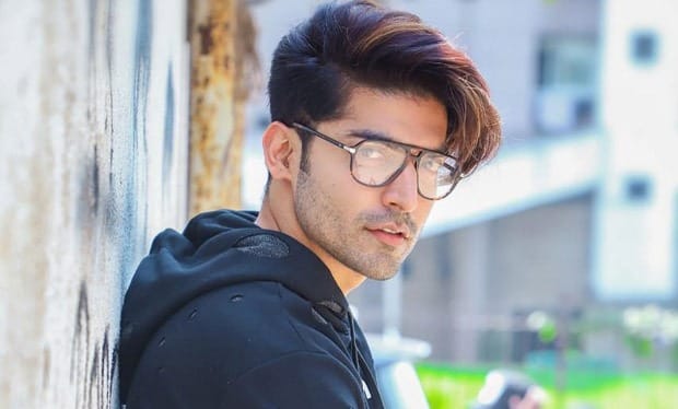 Gurmeet Choudhary revealed Yash chopra told him to do Tv like Shahrukh Khan before entering in Bollywood