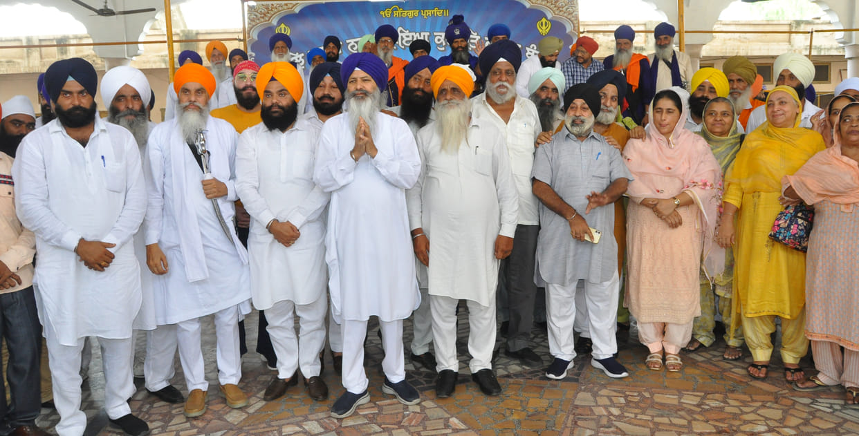 Haryana's Akali leaders left Badal's SAD