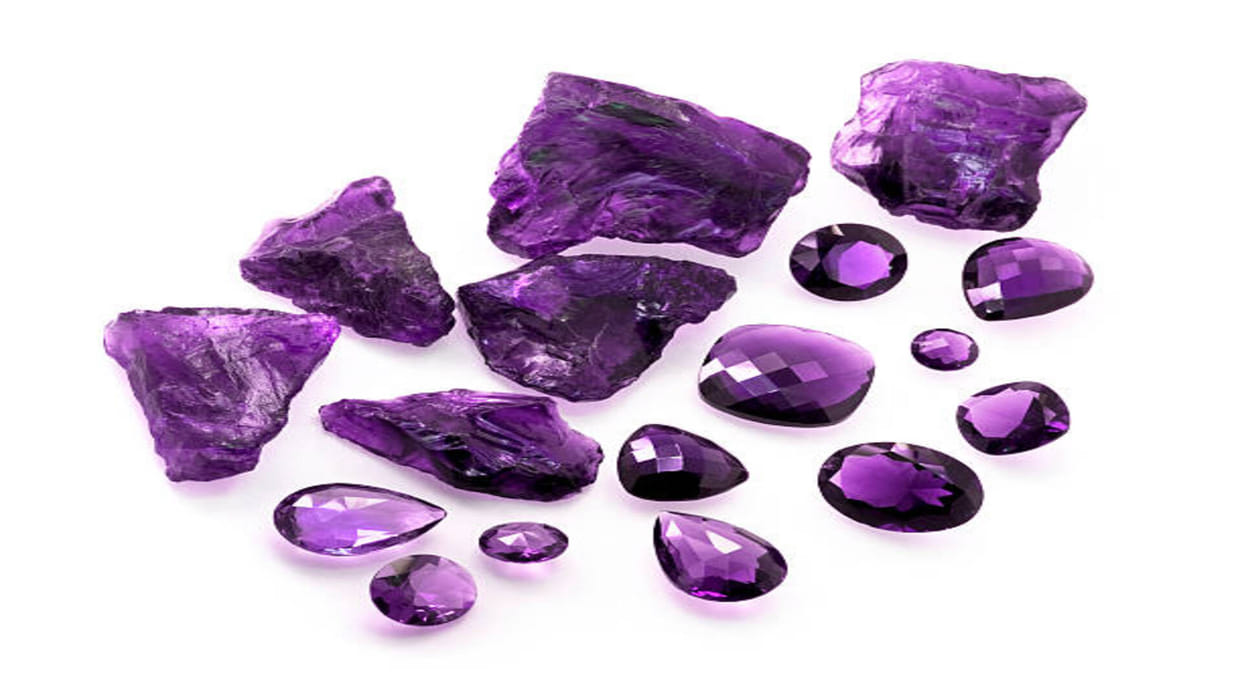 Amethyst Stone is Lucky For These Zodiac Signs Know its Benefits and How to Wear in Finger