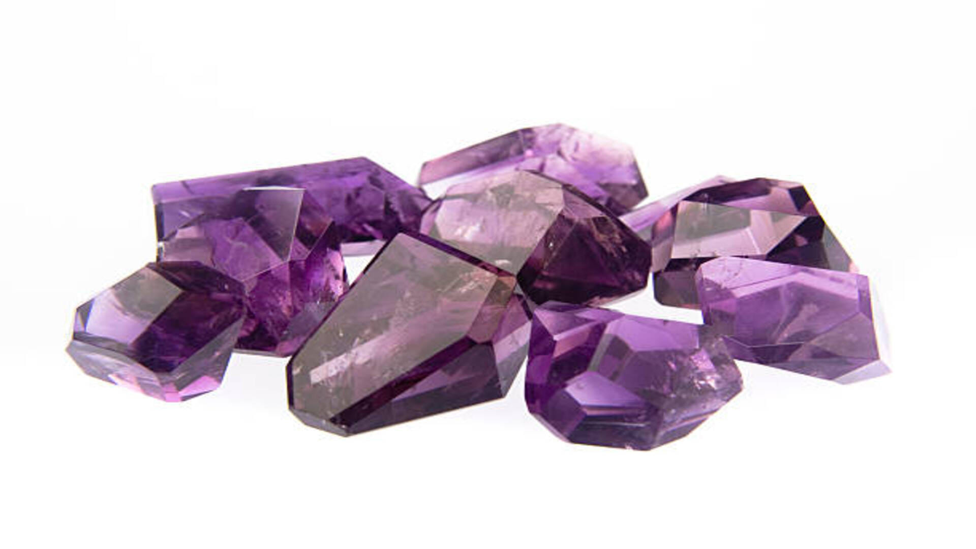 Amethyst Stone is Lucky For These Zodiac Signs Know its Benefits and How to Wear in Finger