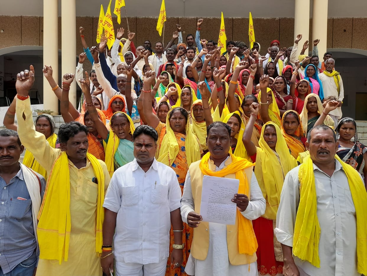 Villagers demonstrated against forest department