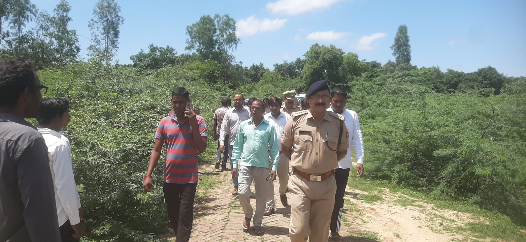 The dead body of the girl was found in the forest in Unnao, there is a possibility of rape and murder