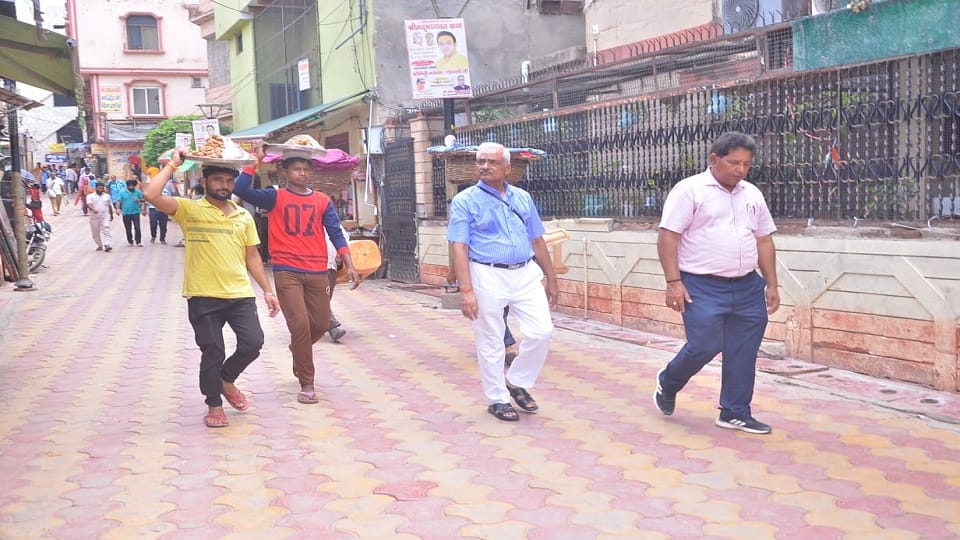 investigation begins of banke bihari mandir stampede in vrindavan in mathura