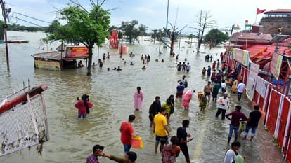 Some relief due to slowing down of Ganga-Yamuna speed but danger remains, situation may worsen after tw