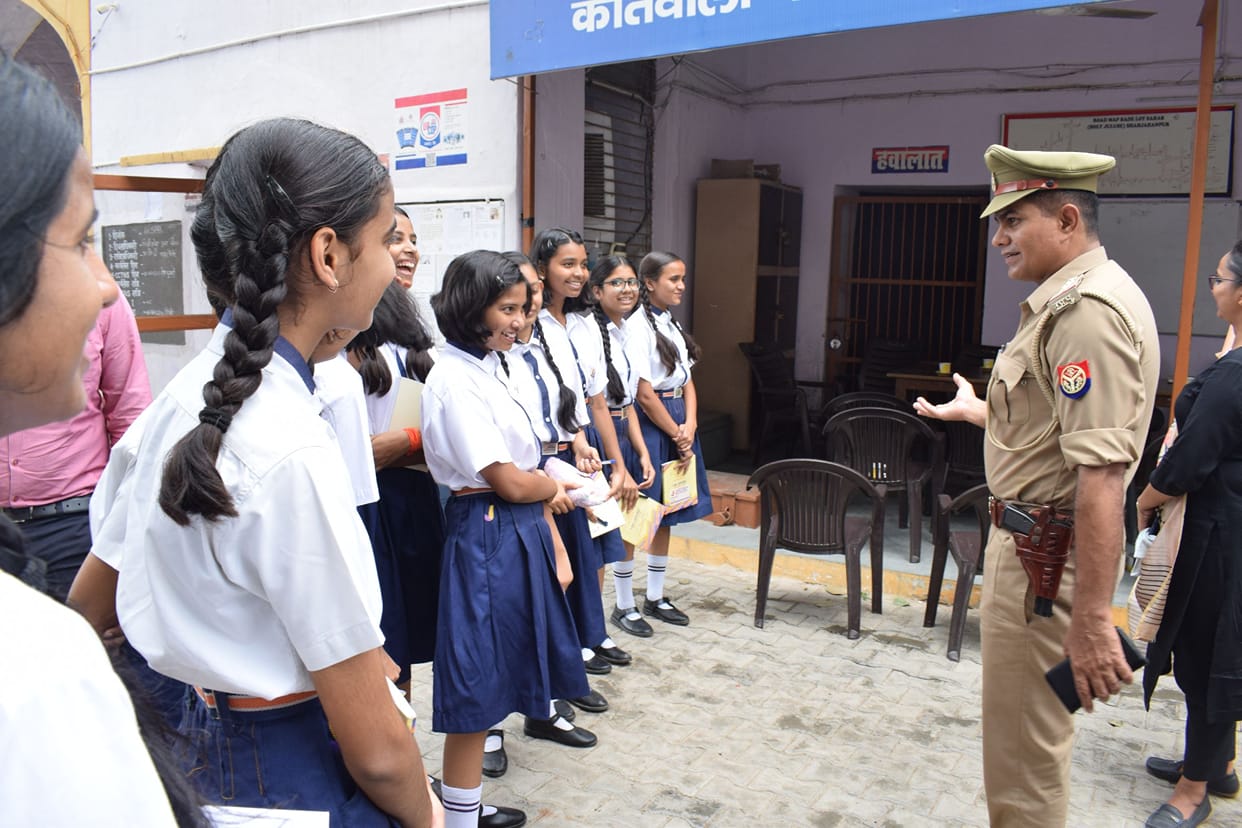 Children break hesitation, ask ways to avoid cyber crime