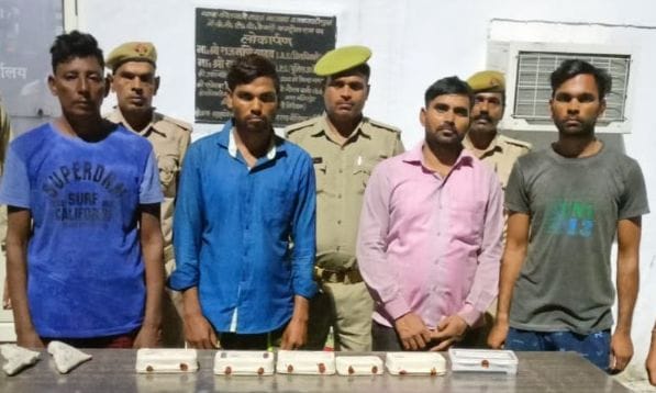 Four miscreants of Pankhiya gang arrested in encounter in shahjahanpur news in hindi