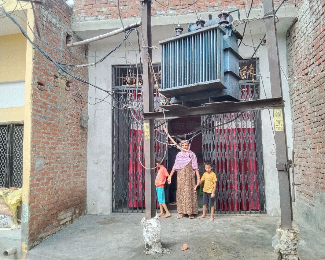 Transformers kept in the open, risk of accidents