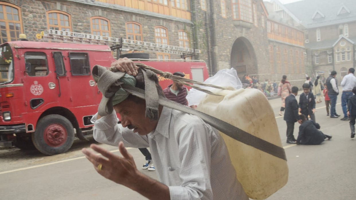 Water crisis in Shimla city, hotels and dhabas had to be closed
