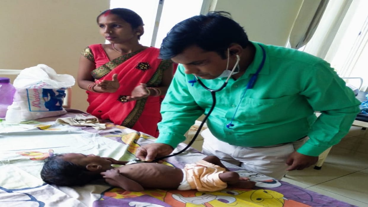 health department team found malnourished girl in varanasi during health inspection