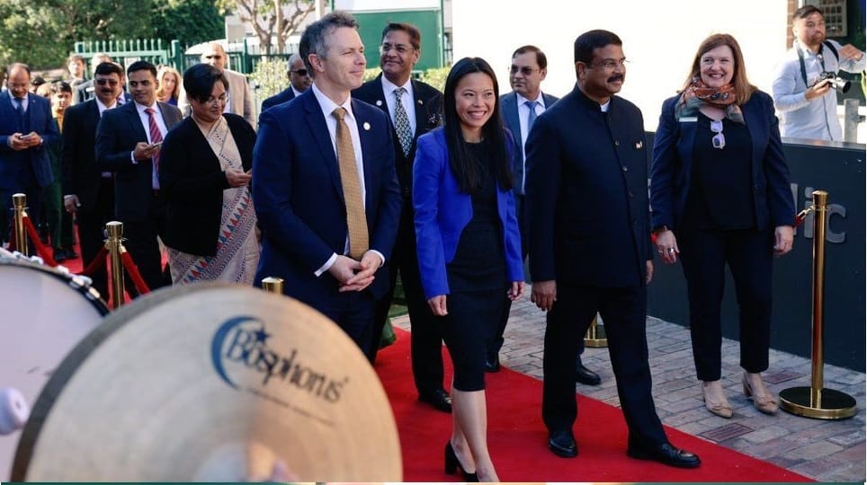 Education Minister Pradhan holds talks with academic leaders of top Australian Universities