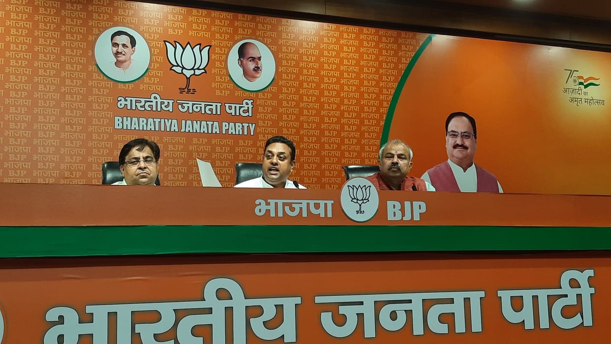 BJP questions to AAP, Why was the excise policy not signed by arvind Kejriwal