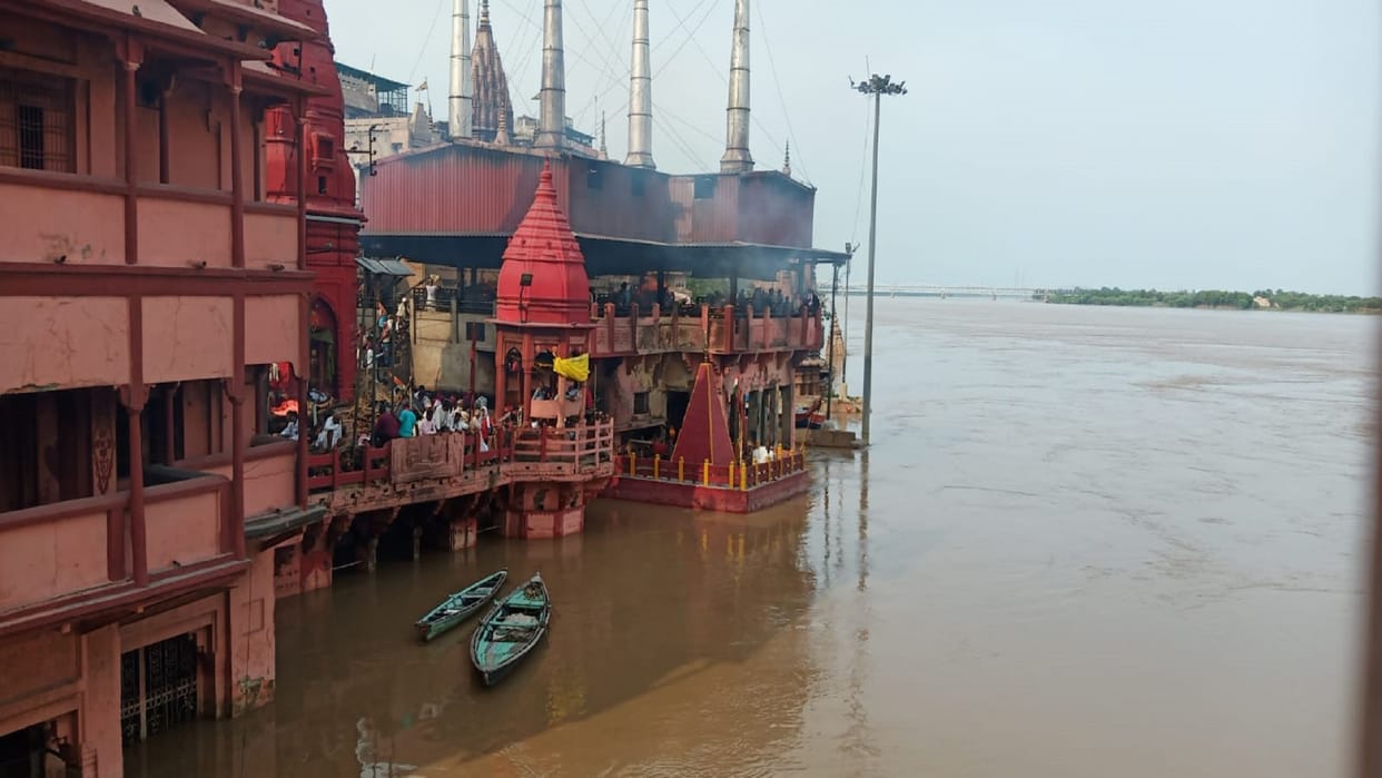 Ganga Water Level LIVE UPDATES flood in varanasi