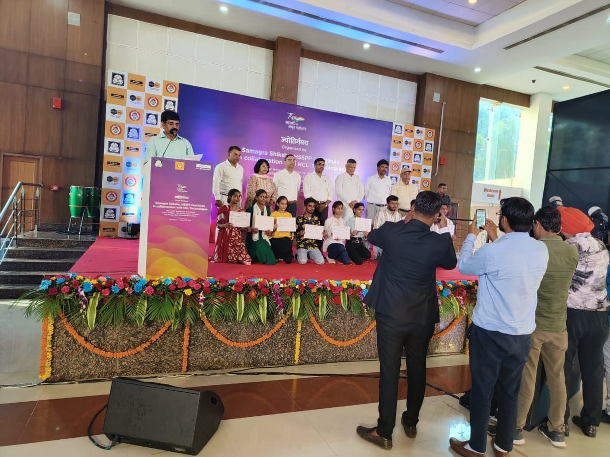 Ten students passed HCL Tech B exam, got offer letter