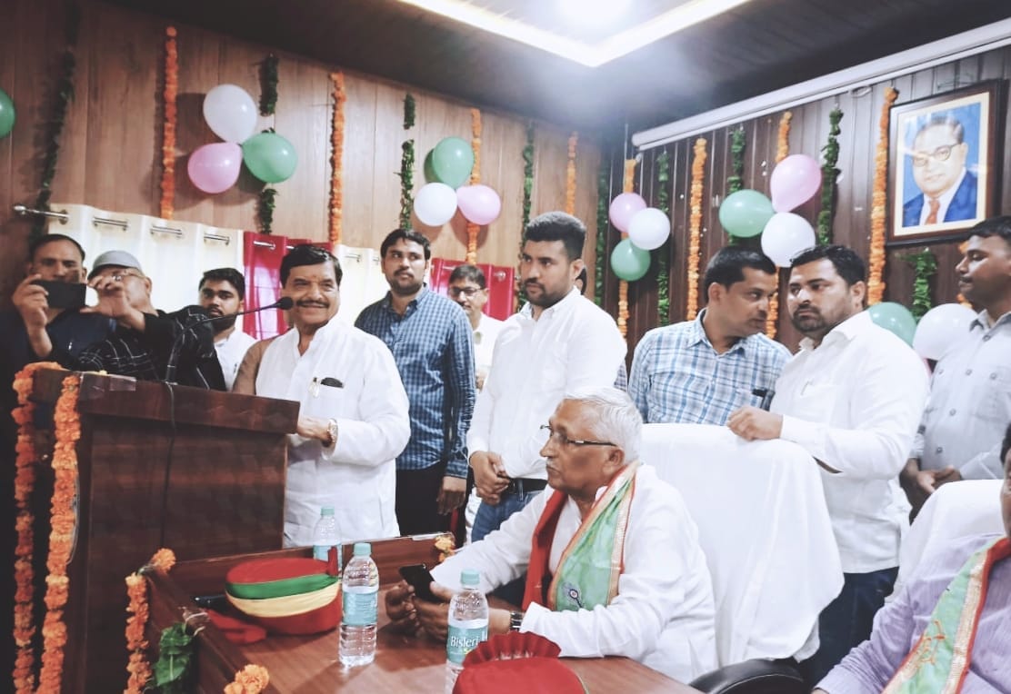 Praspa President Shivpal Singh Yadav is busy robbing the public, Jail Bharo movement