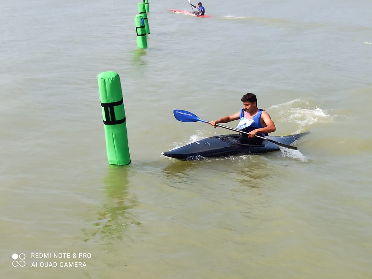 Kayaking in Baur Dam Gularbhoj