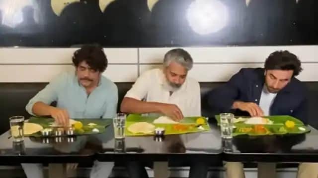Brahmastra actor Ranbir Kapoor Akkineni Nagarjuna Ss rajamouli eat together south indian food