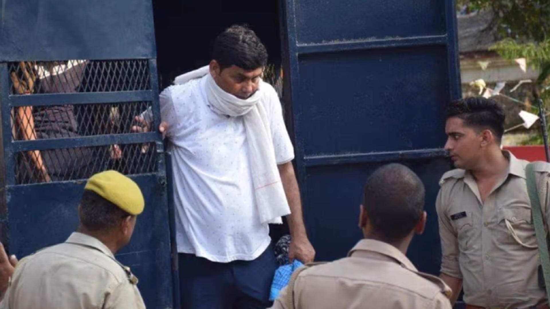 Uksssc paper leak: Kendrapal make assets worth crores in 10 years with hakam singh