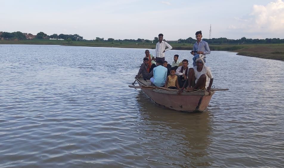 Kanpur Dehat: One and a half meters of water increased in Yamuna in 24 hours, fear of floods again haunting villagers