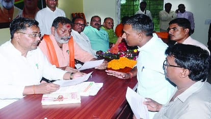 Medical college principal and ministers furious at CMS If you do not feel like working, get transferred
