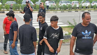 Many people returned from rally site before PM arrived in Mohali