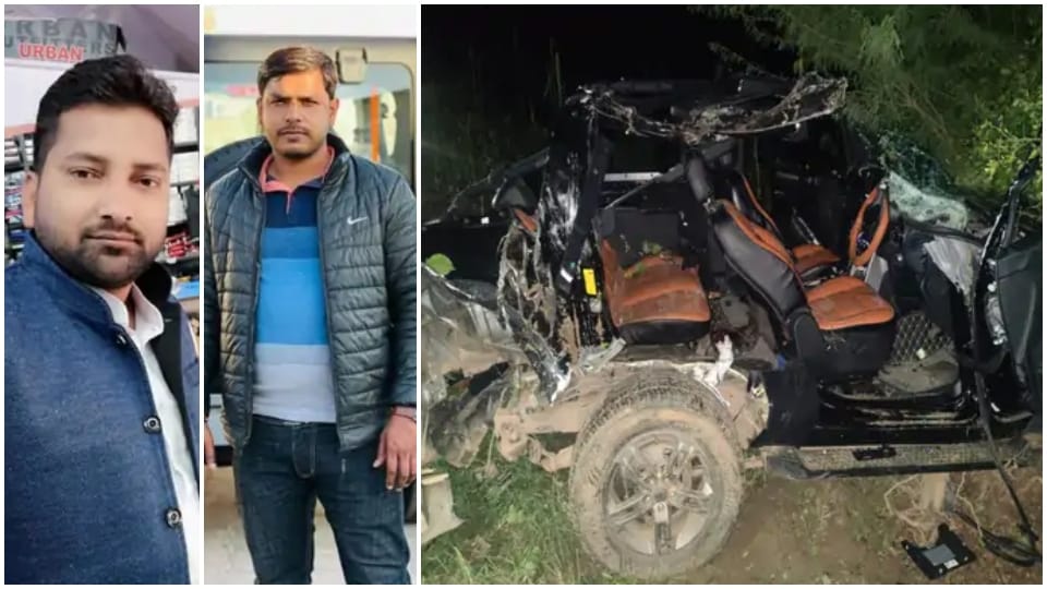 Four Friends Went To Agra for Shopping Thar Collided With Tree Two killed Two Injured