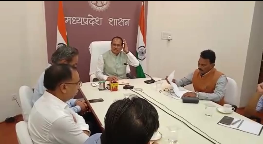 MP News: CM Shivraj directs to start work on war footing, seeks report on damage to crops