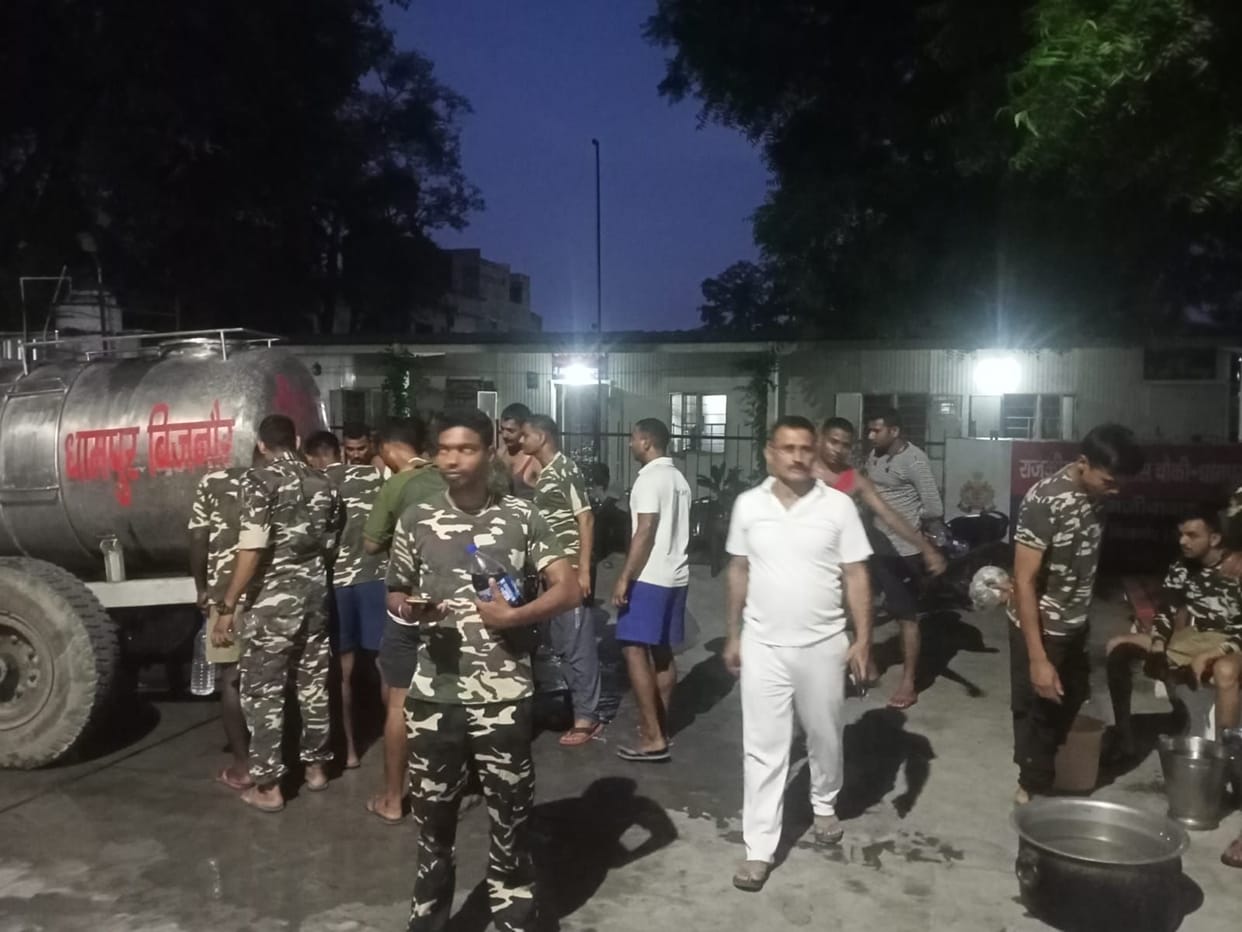 SSB jawans did not get water at the station