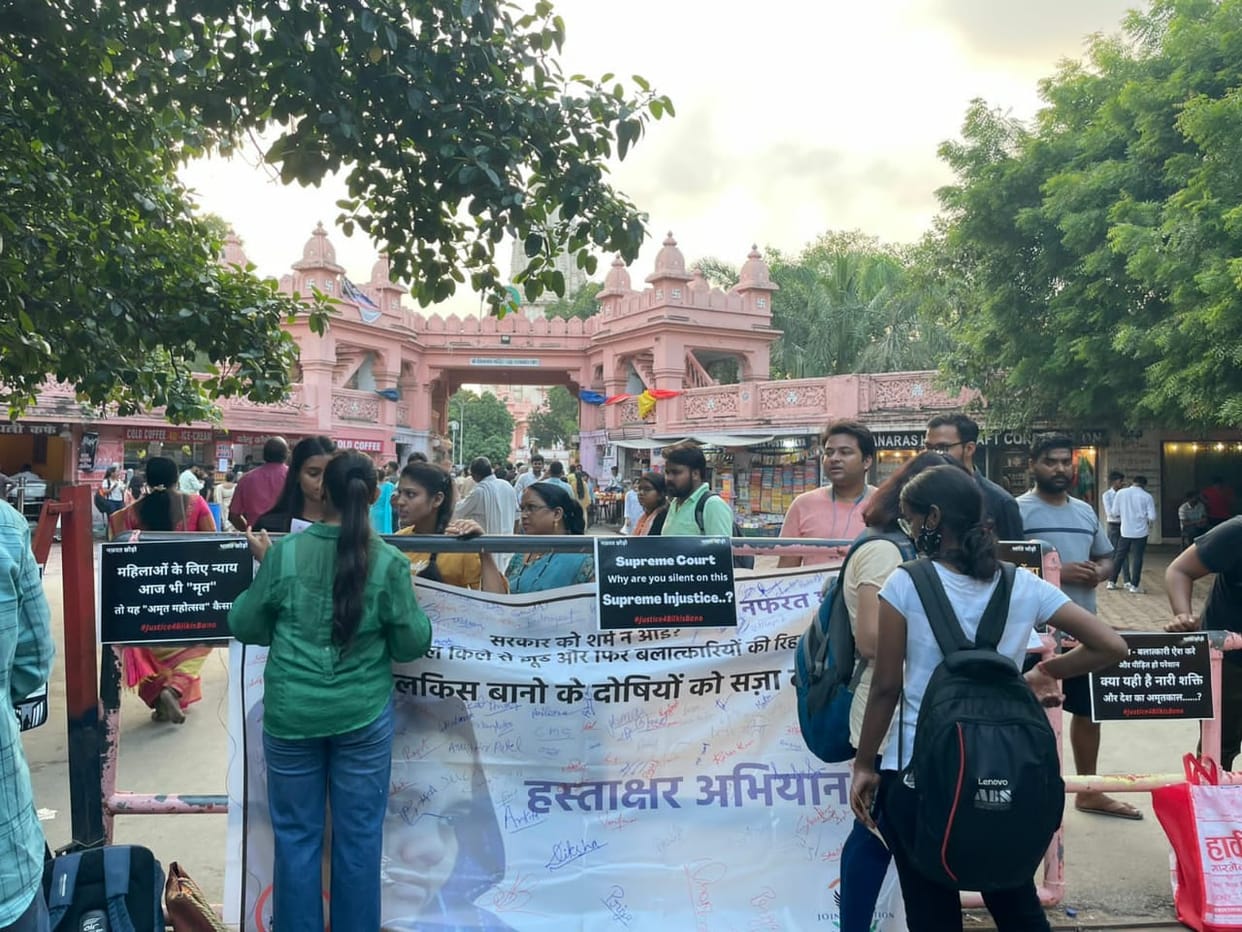 Signature campaign in BHU Students angry over release of rape convicts demand CJI to withdraw